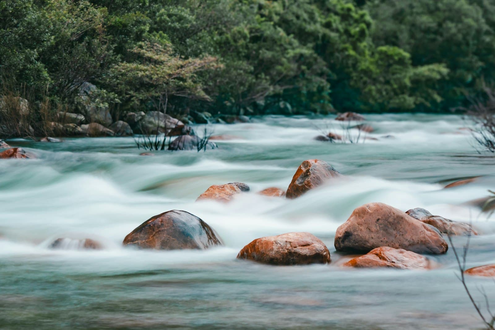 Đà Nẵng — a river that has some rocks in it