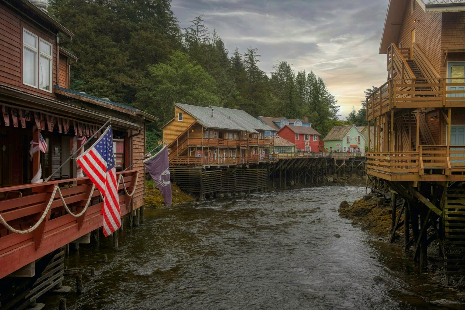Astoria — a river with houses along it