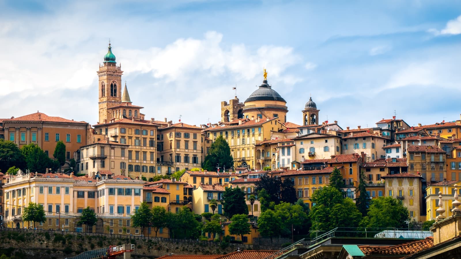 Bergamo — A view of a city from across the river