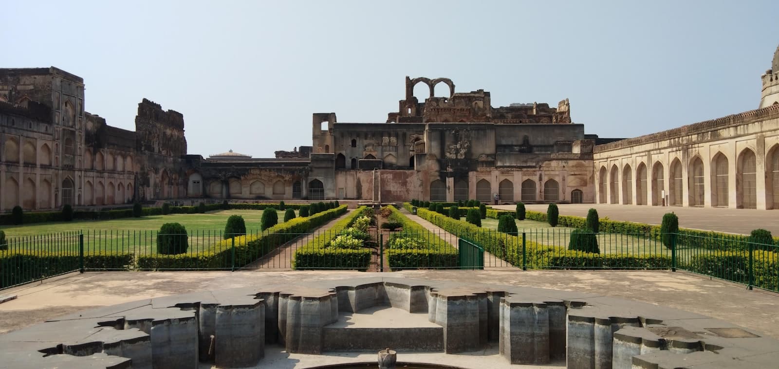 Bidar — brown ancient castle viewing garden