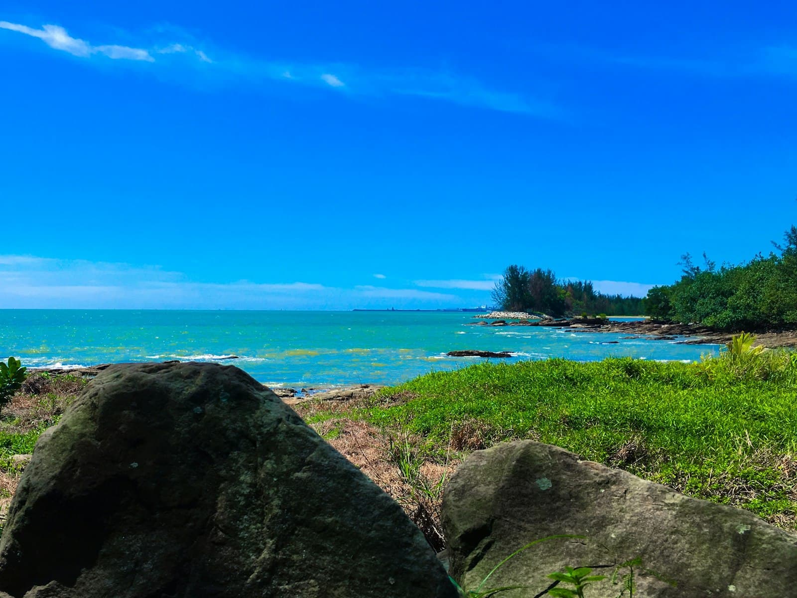 Bintulu — gray and brown rock near body of water
