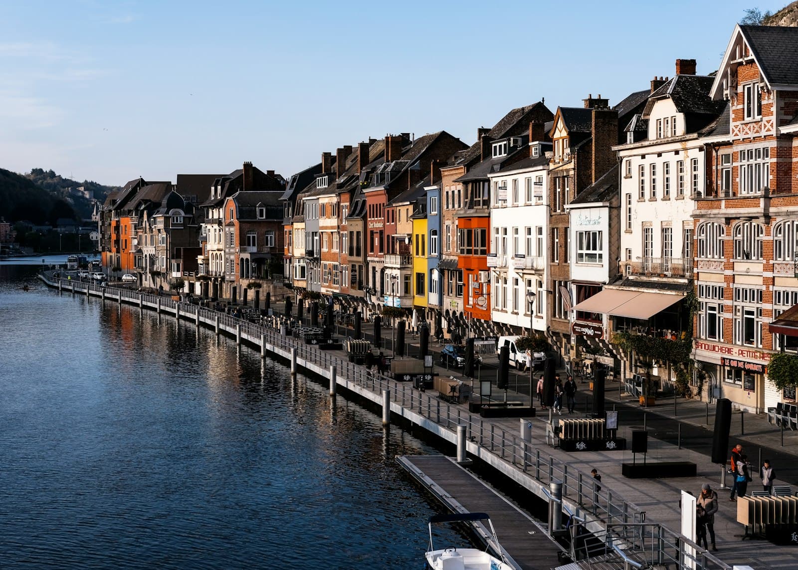 Bouillon — body of water between buildings during daytime