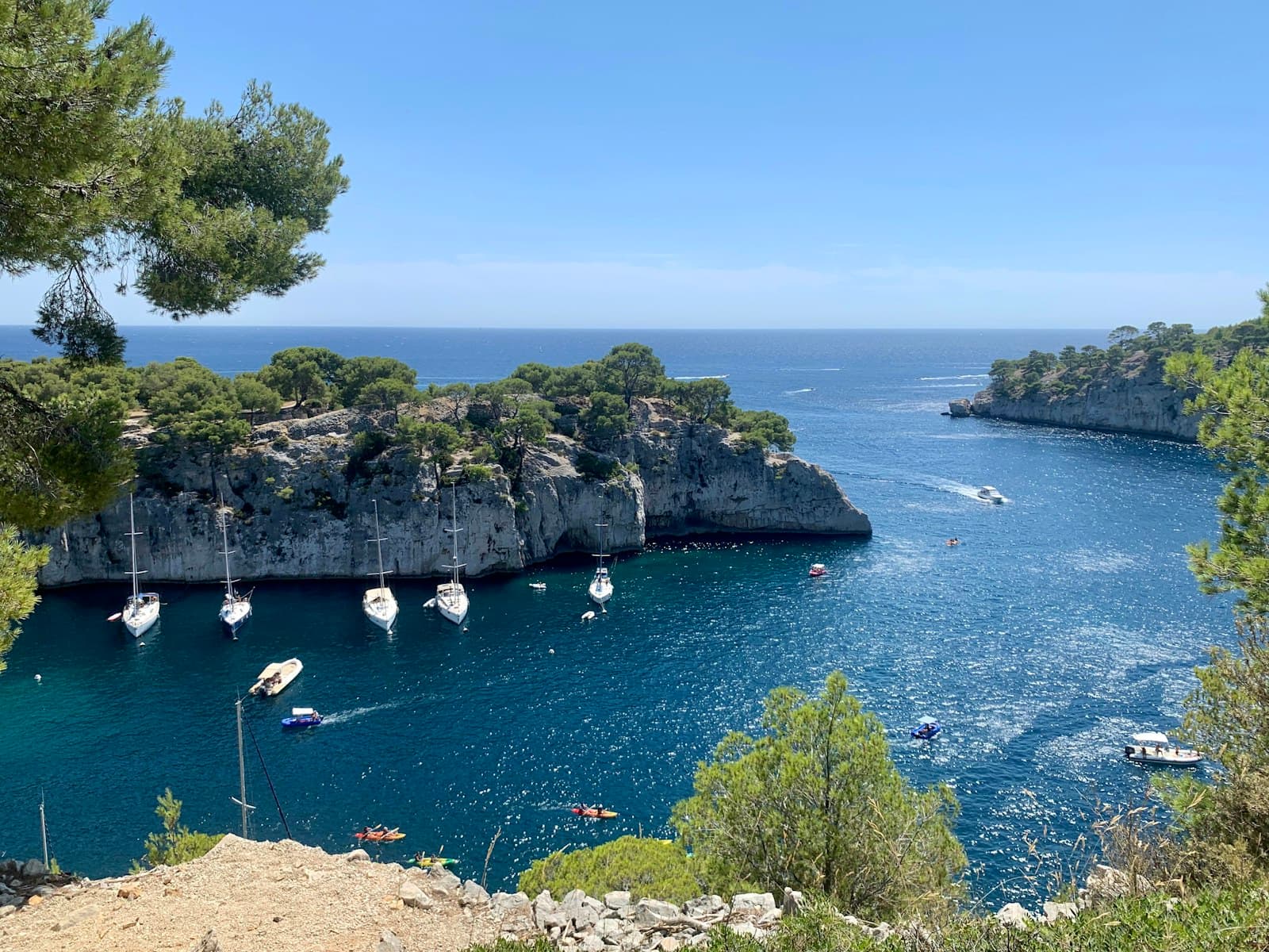 Cassis — green trees on island during daytime