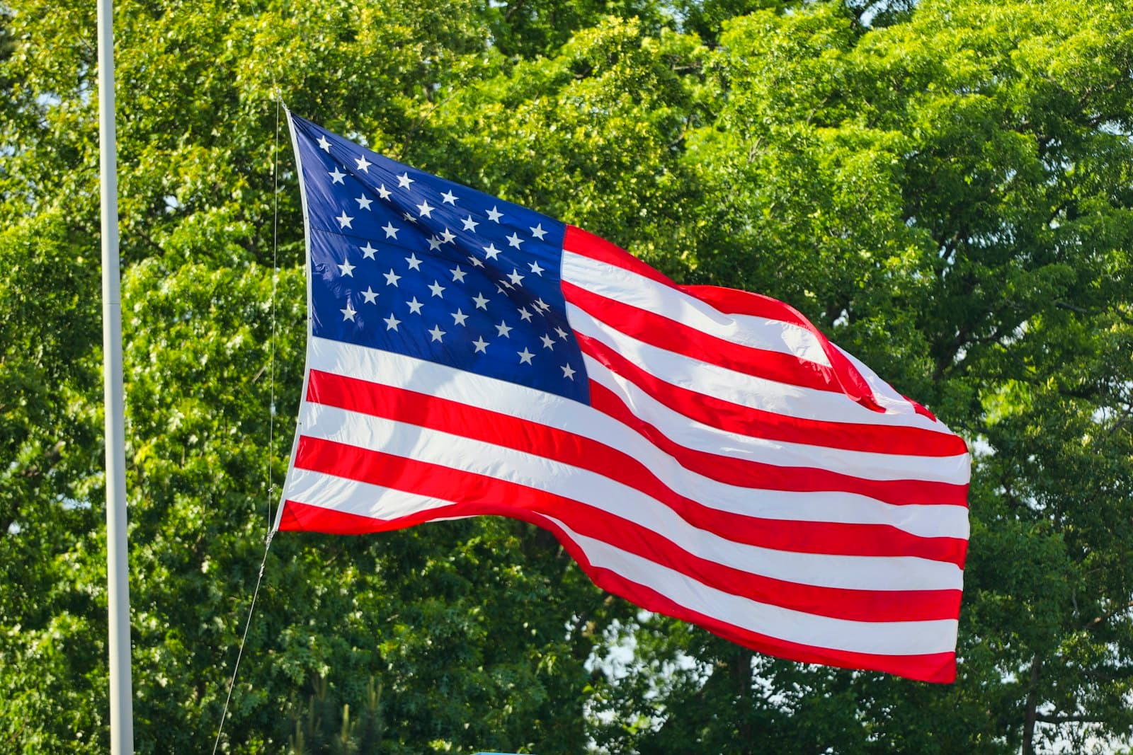 Chapel Hill — us a flag on flag pole