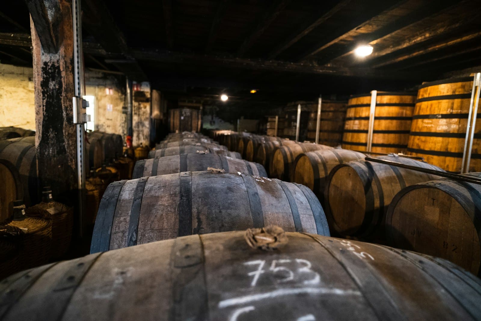 Cognac — a large room with barrels
