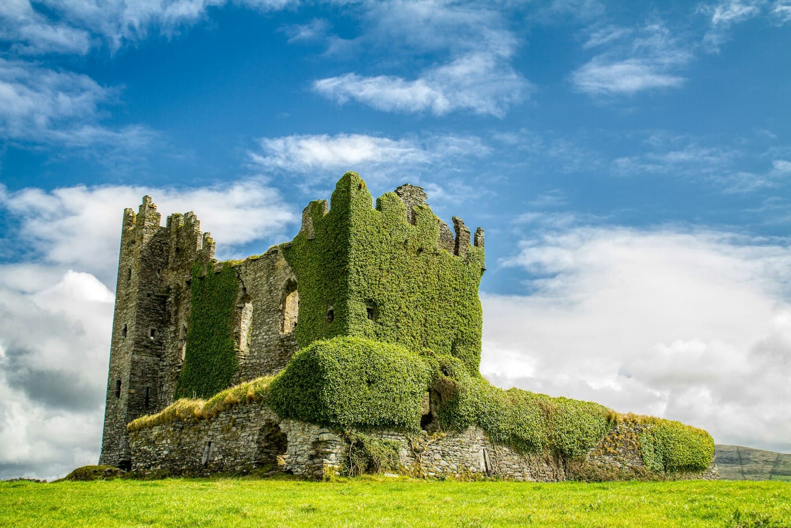 Cong — gray concrete castle under blue sky during daytime