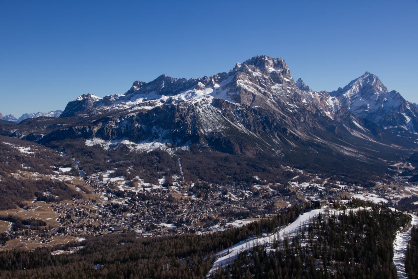 Cortina d'Ampezzo — a view of a mountain range with snow on it