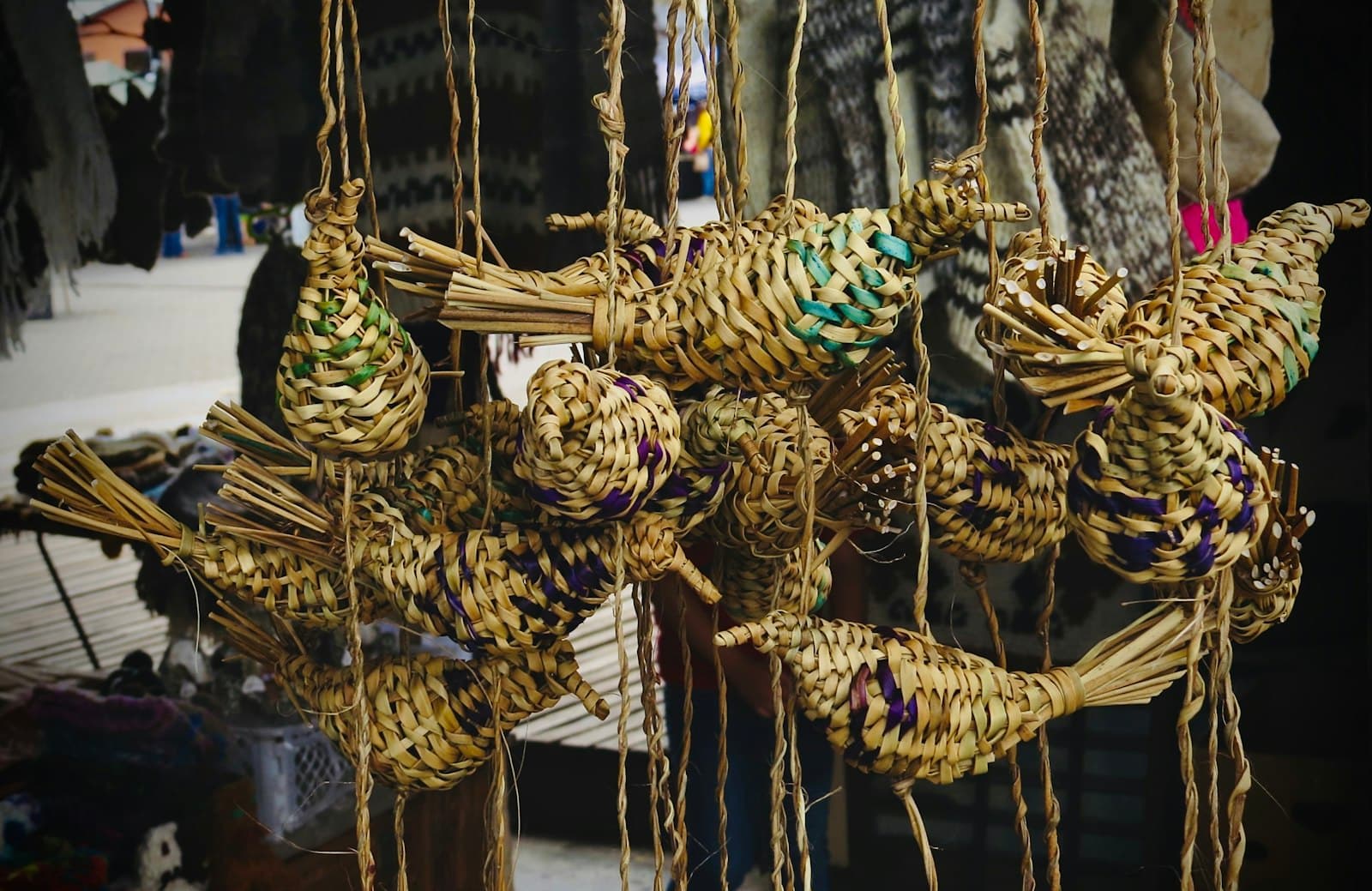 Dalcahue — brown and green woven basket
