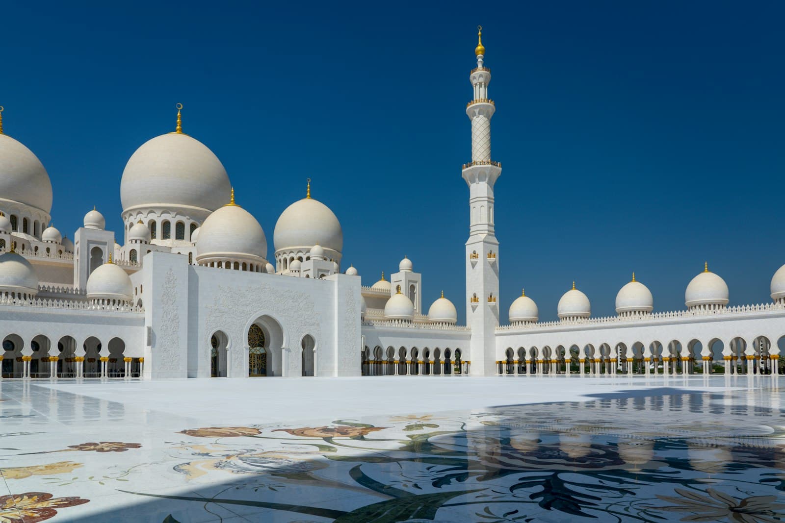 Fujairah — white and brown dome building under blue sky during daytime