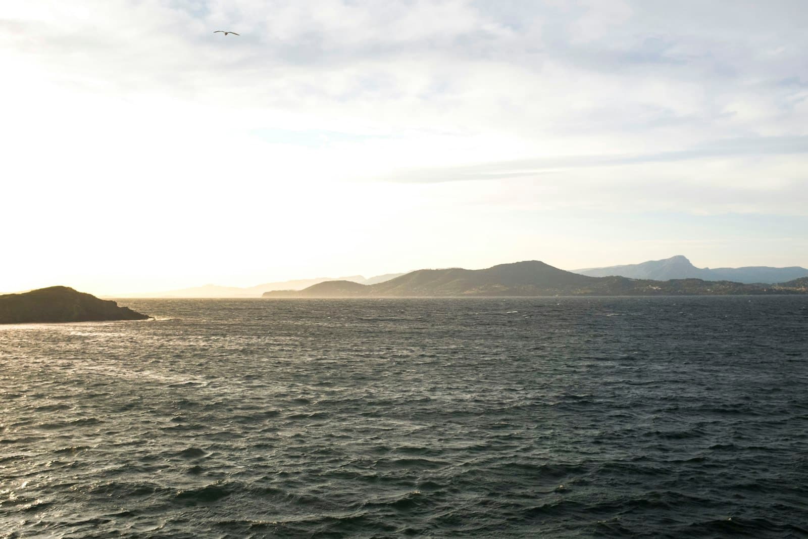 Hyères — body of water during white cloudy sky