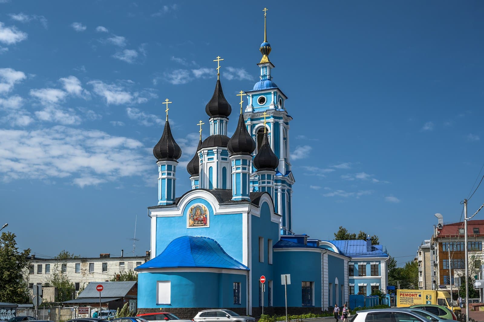 Kaluga — a blue and white church with a blue roof