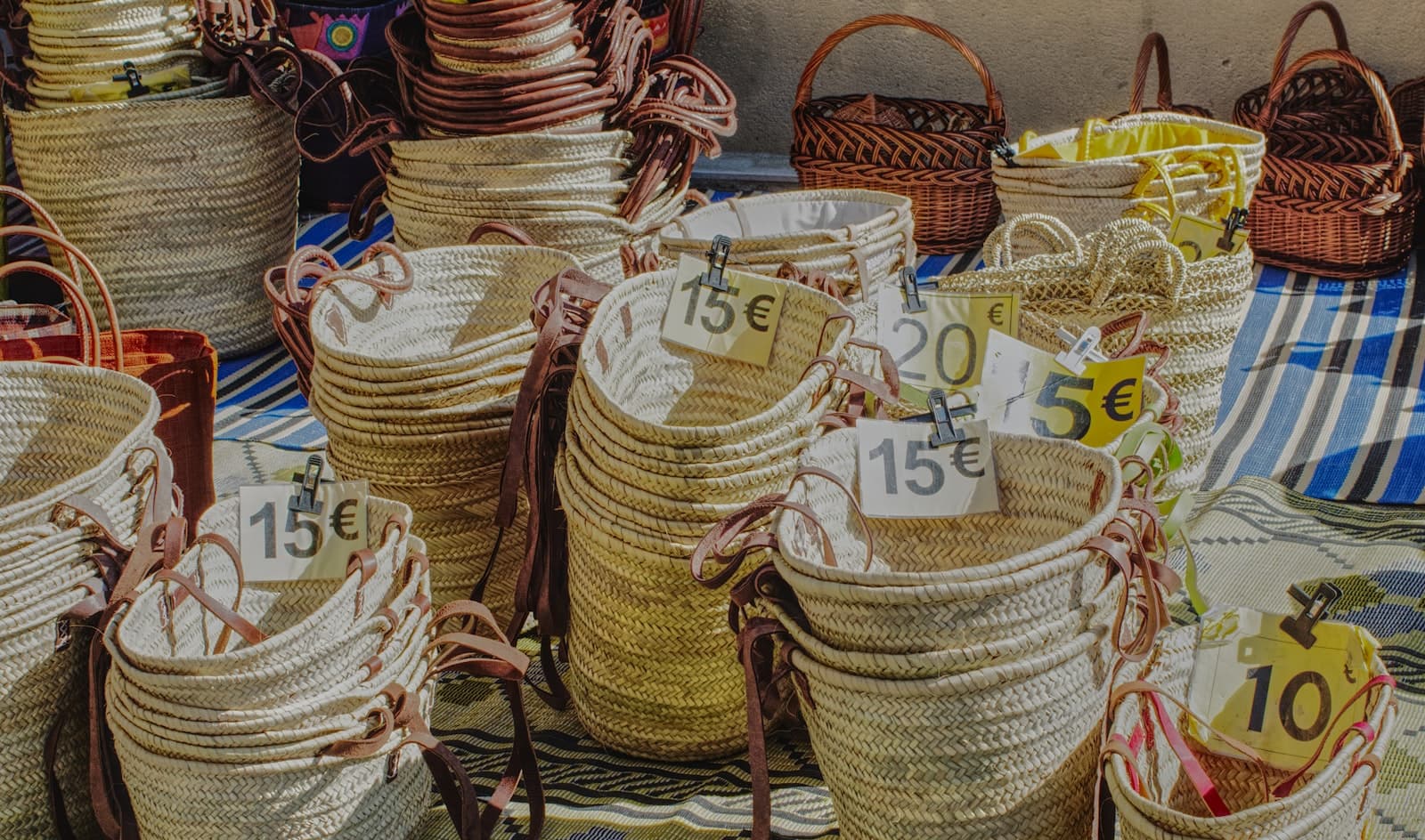 L'Isle-sur-la-Sorgue — many baskets are stacked on top of each other