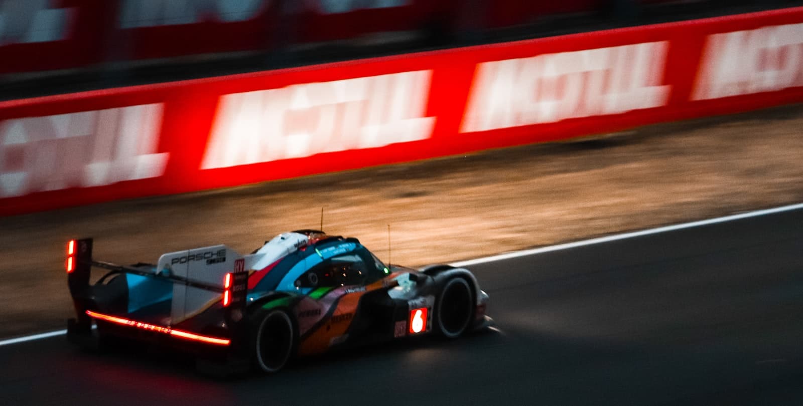Le Mans — a racing car driving down a race track