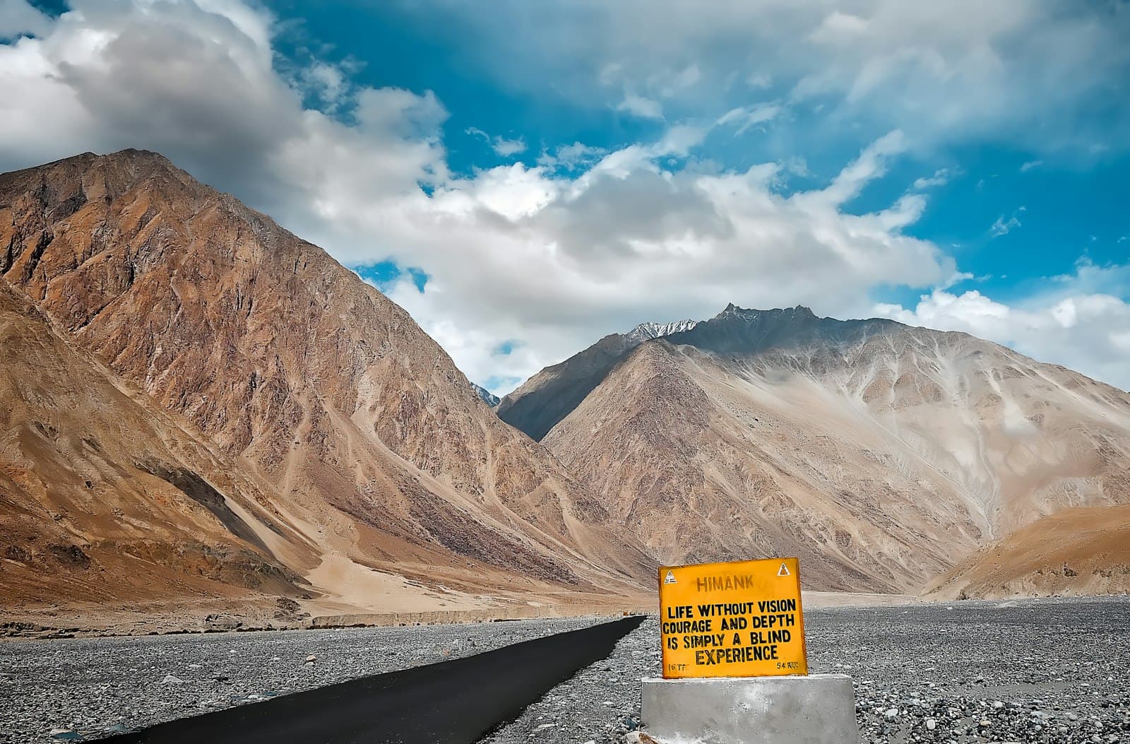 Leh — mountain at daytime
