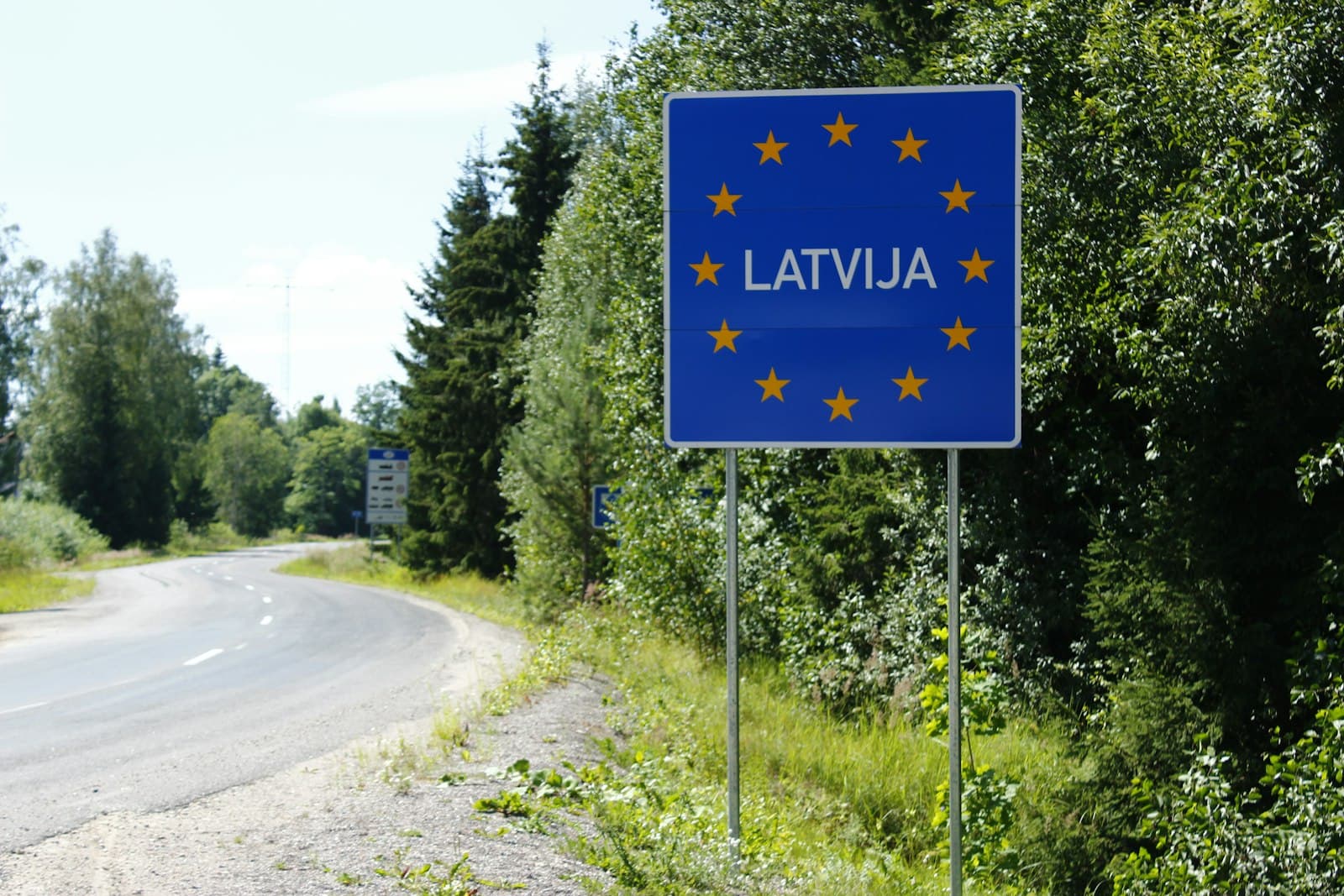 Liepāja — Latvija signage