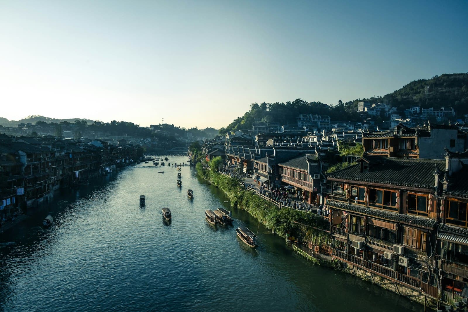 Linhai — bird's-eye view photography of boats near houses