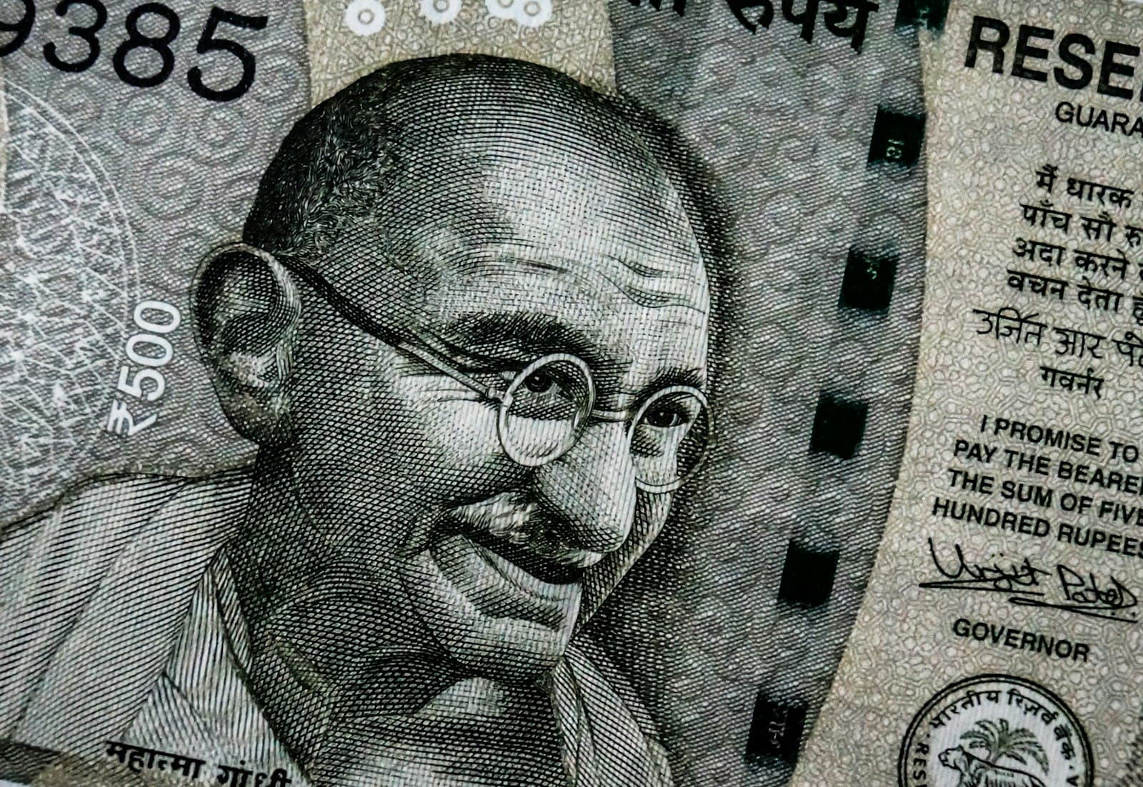 Lucknow — Indian rupee banknote