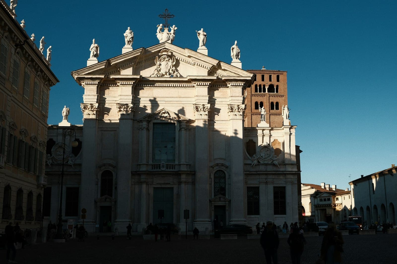 Mantua — a large stone building with statues on top