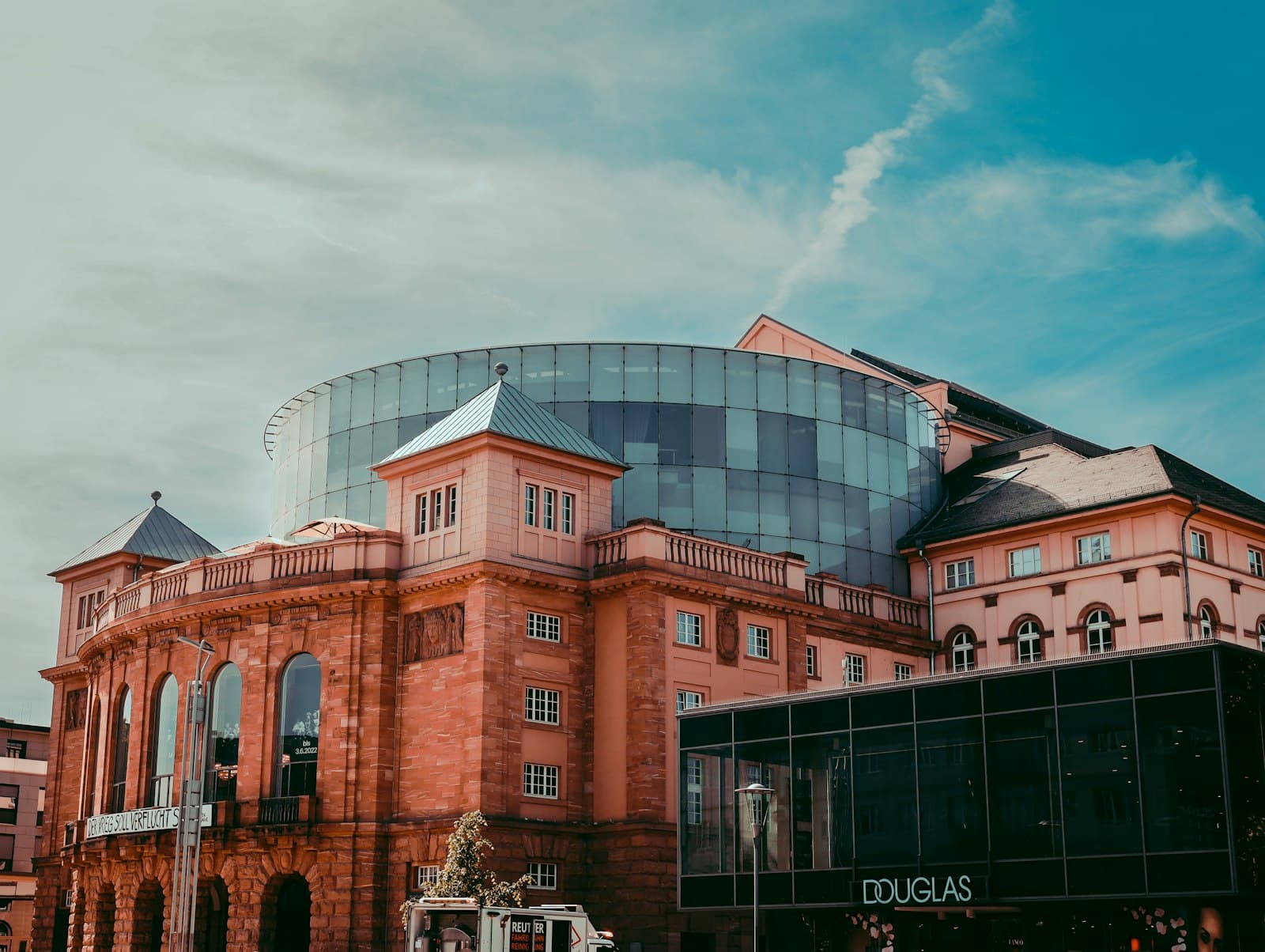 Mainz — a large building with a glass front