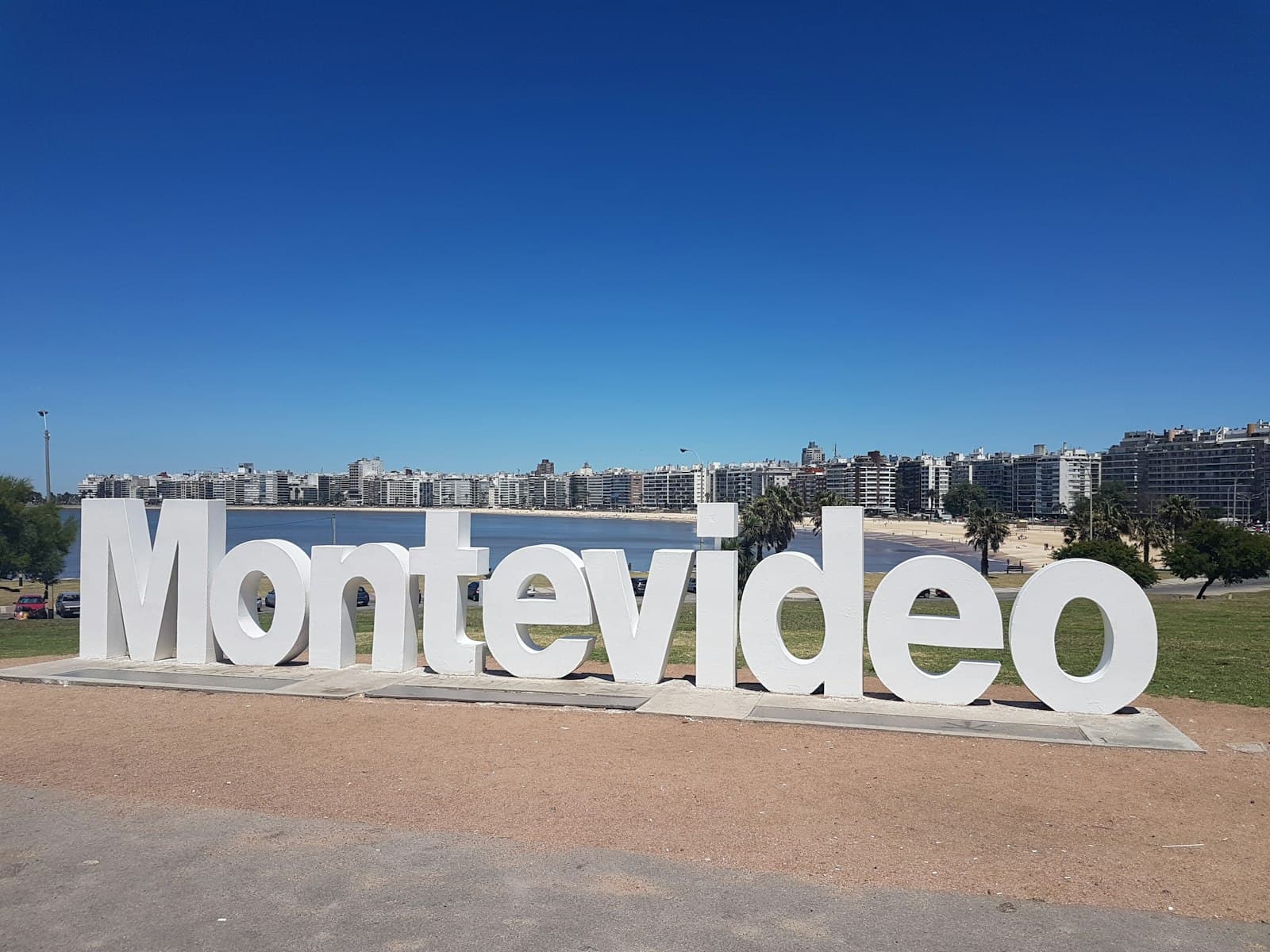 Montevideo — text
