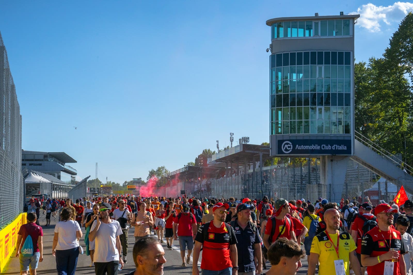 Monza — a crowd of people walking