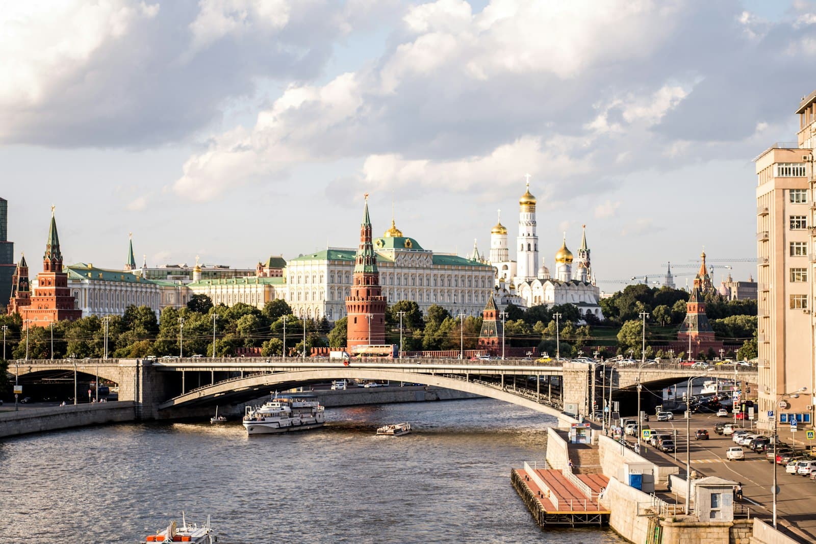 Myshkin — a view of a bridge over a river in a city