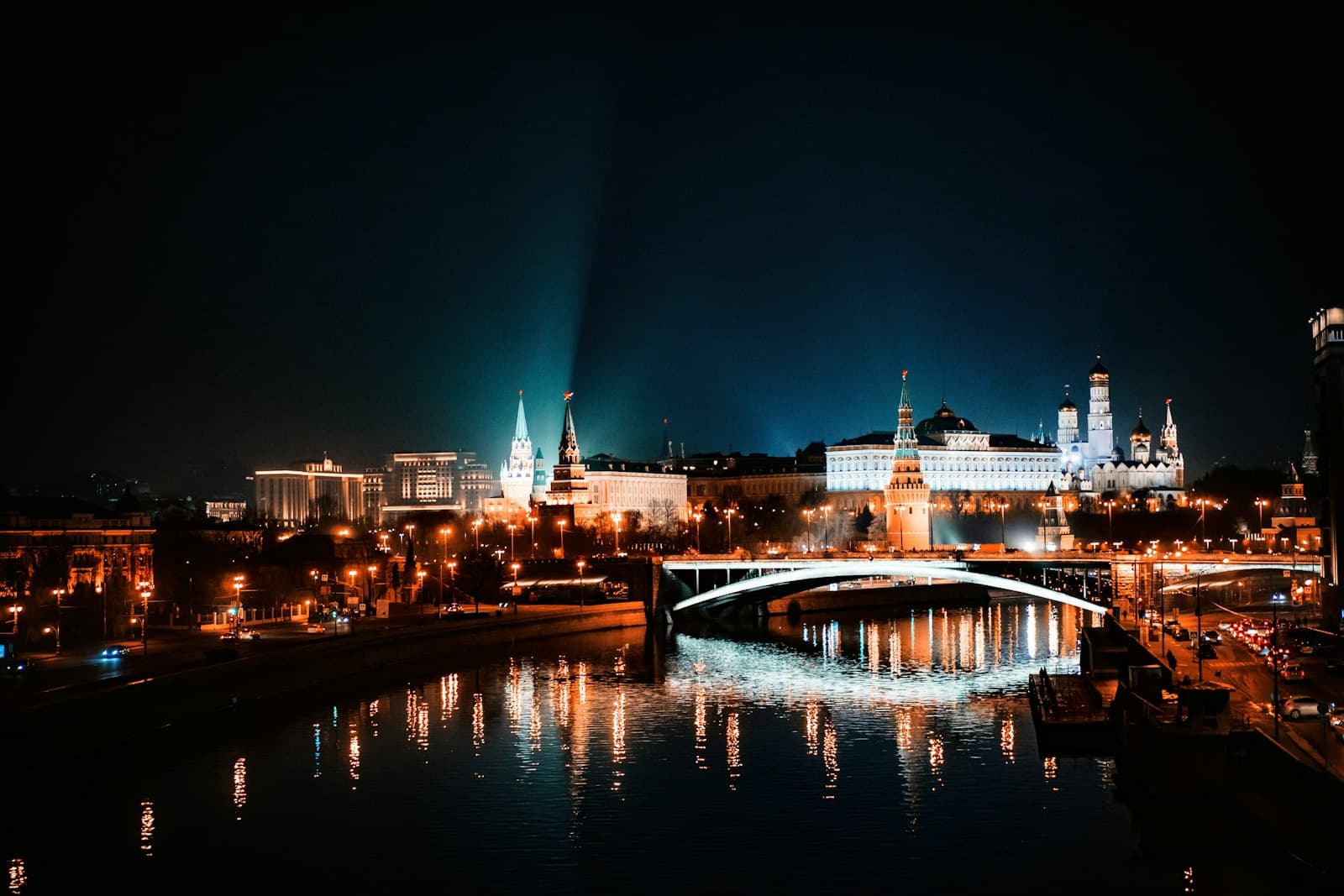 Myshkin — reflection of city lights