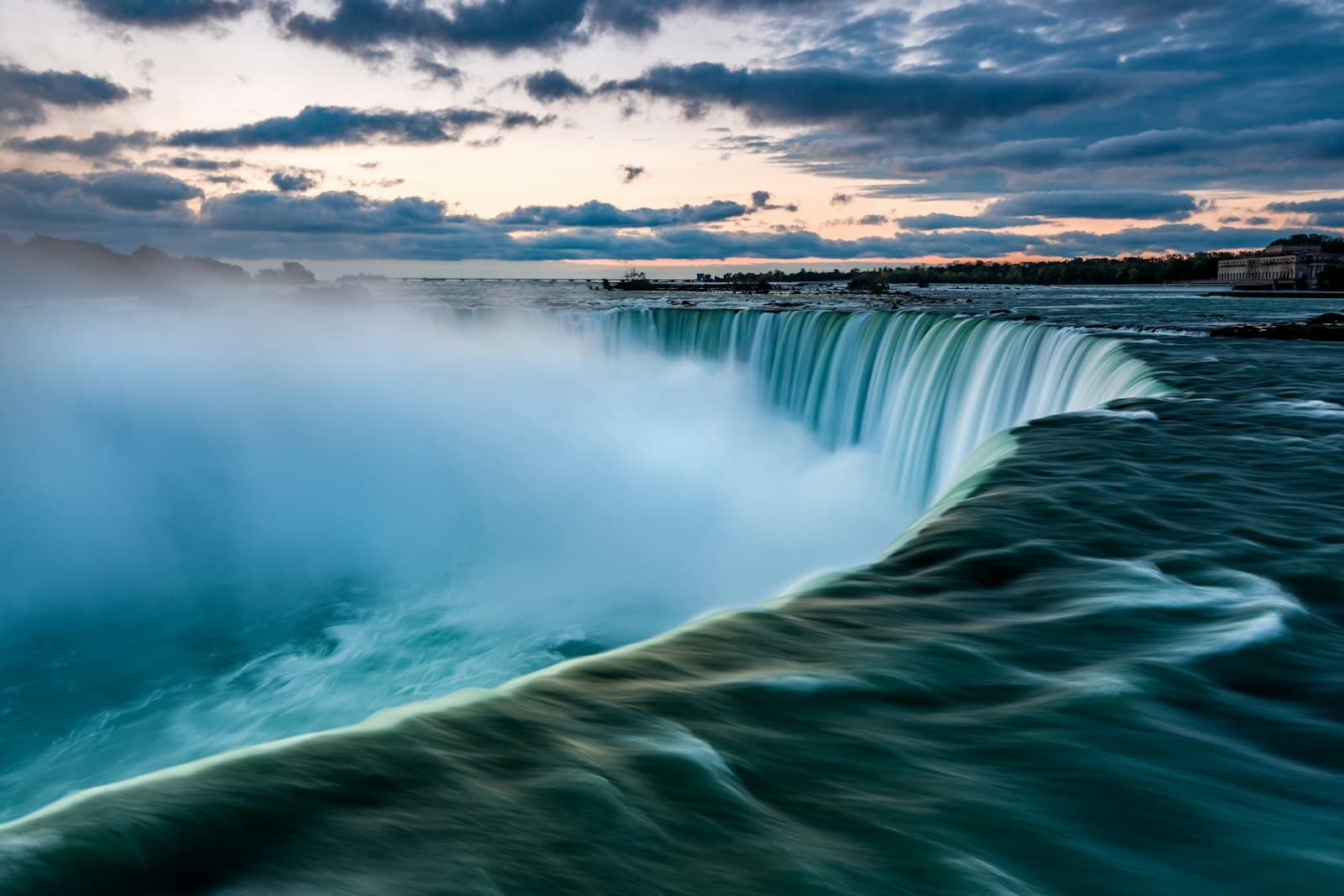 Niagara-on-the-Lake — time lapse photography of waterfalls