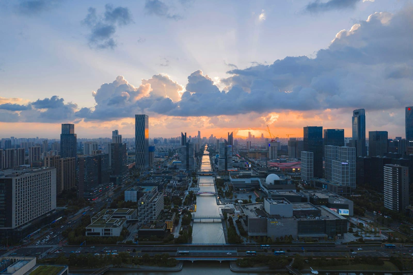 Ningbo — a city with a river running through it