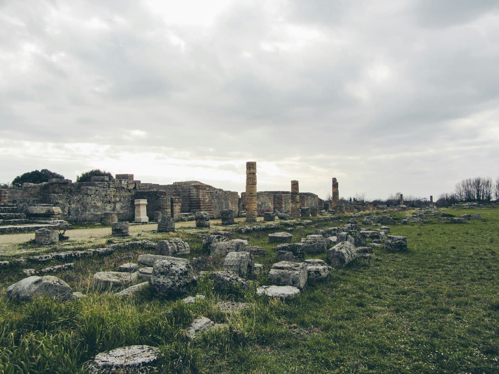 Paestum — the ruins of the ancient city of pompei