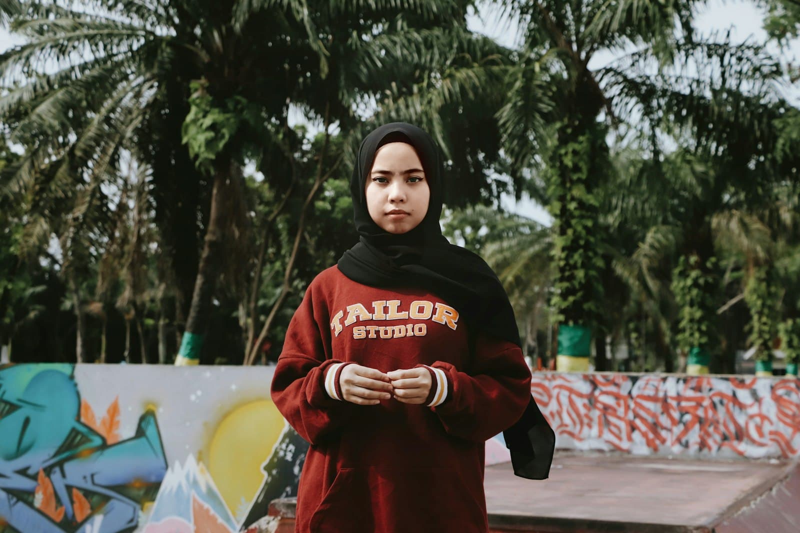 Pekanbaru — a person in a garment