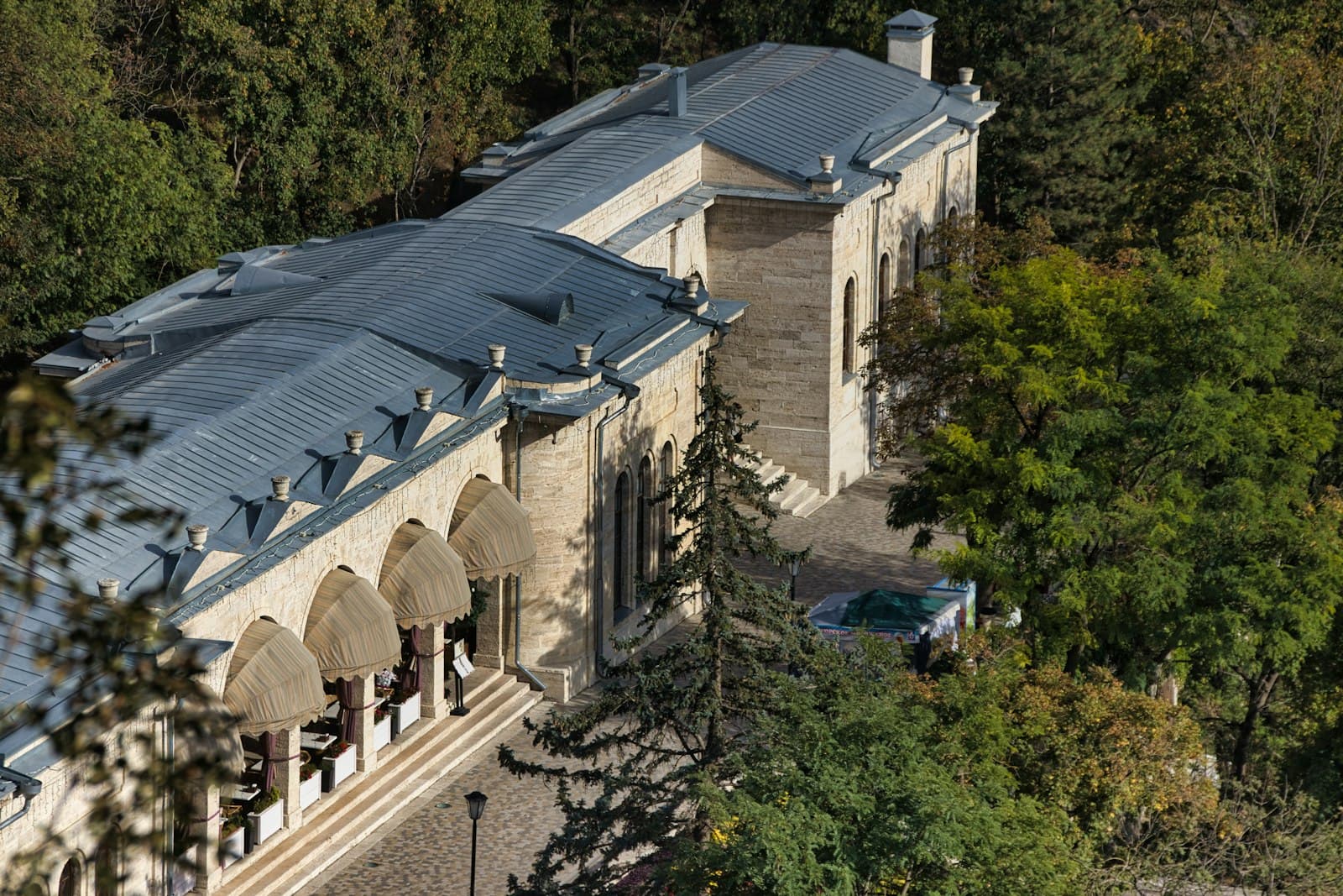 Pyatigorsk — An aerial view of a large white house surrounded by trees