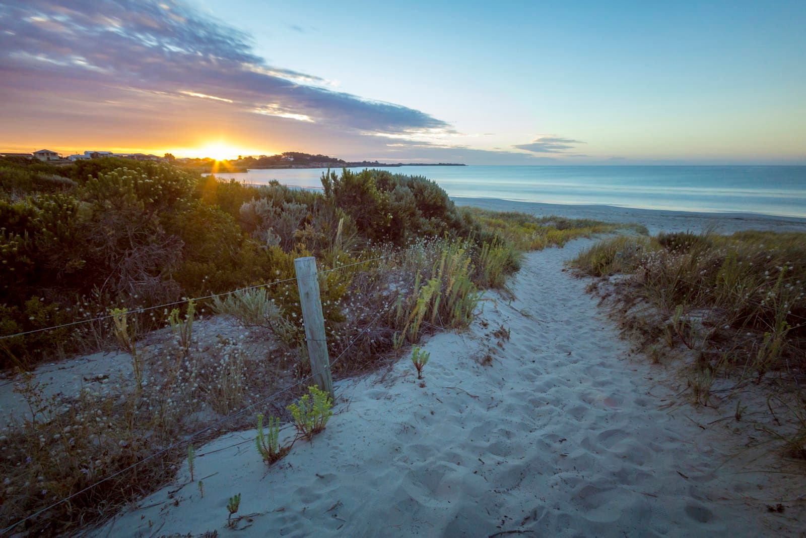 Robe — white sand surrounded by grass