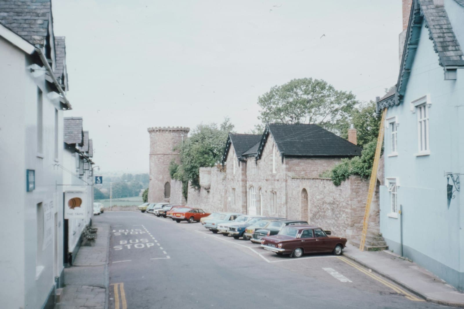 Ross-on-Wye — cars parked on the side of the road during daytime