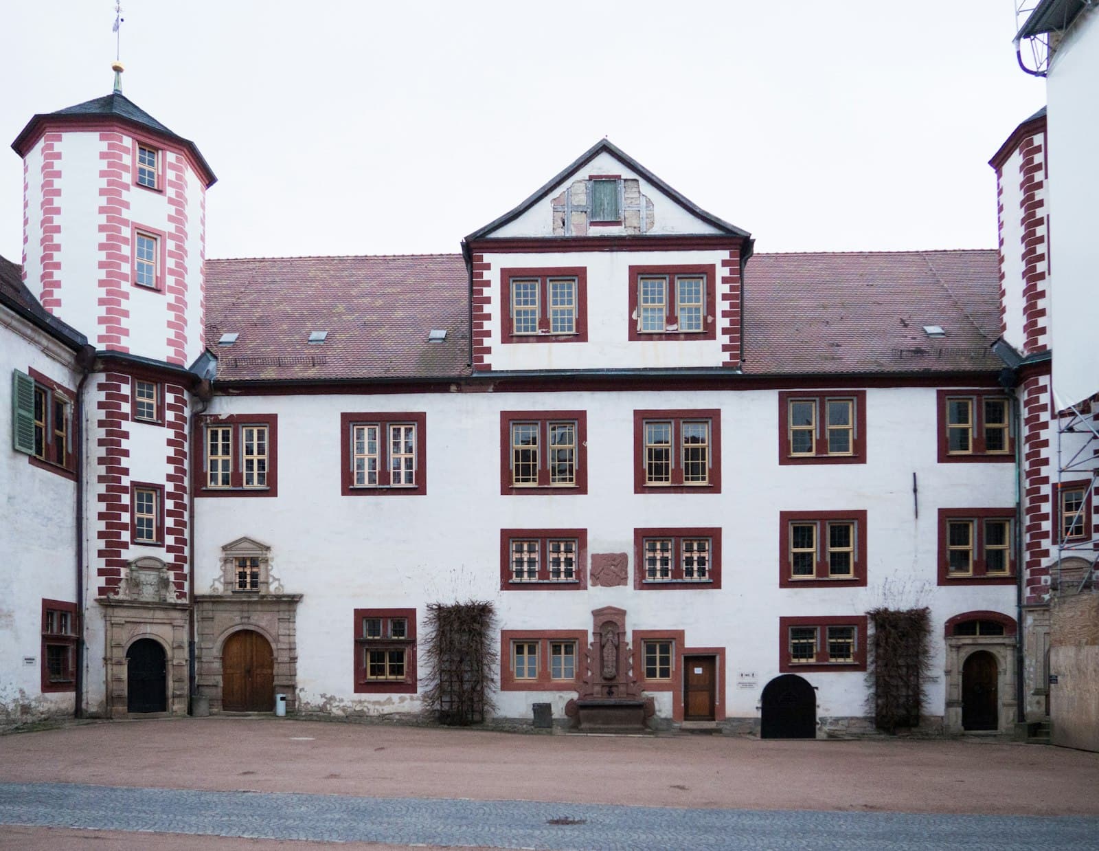 Schmalkalden — white and brown concrete building