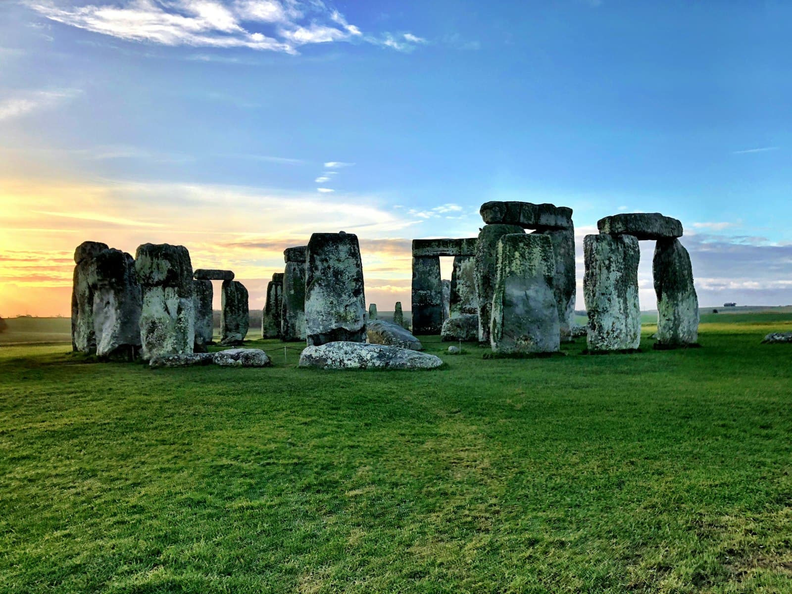Stonehenge — Stonehenge during daytime
