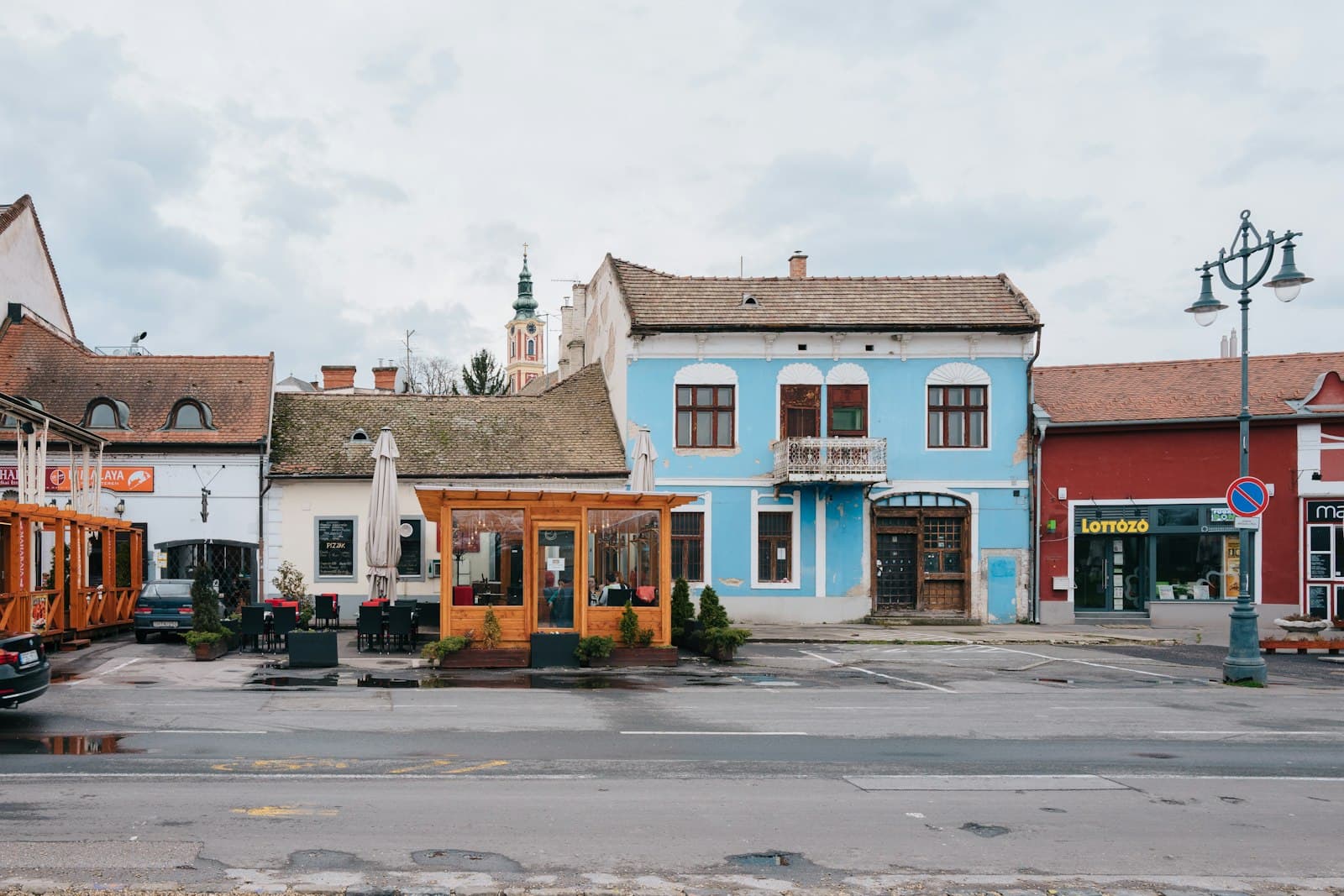Szentendre — white and brown concrete building during daytime