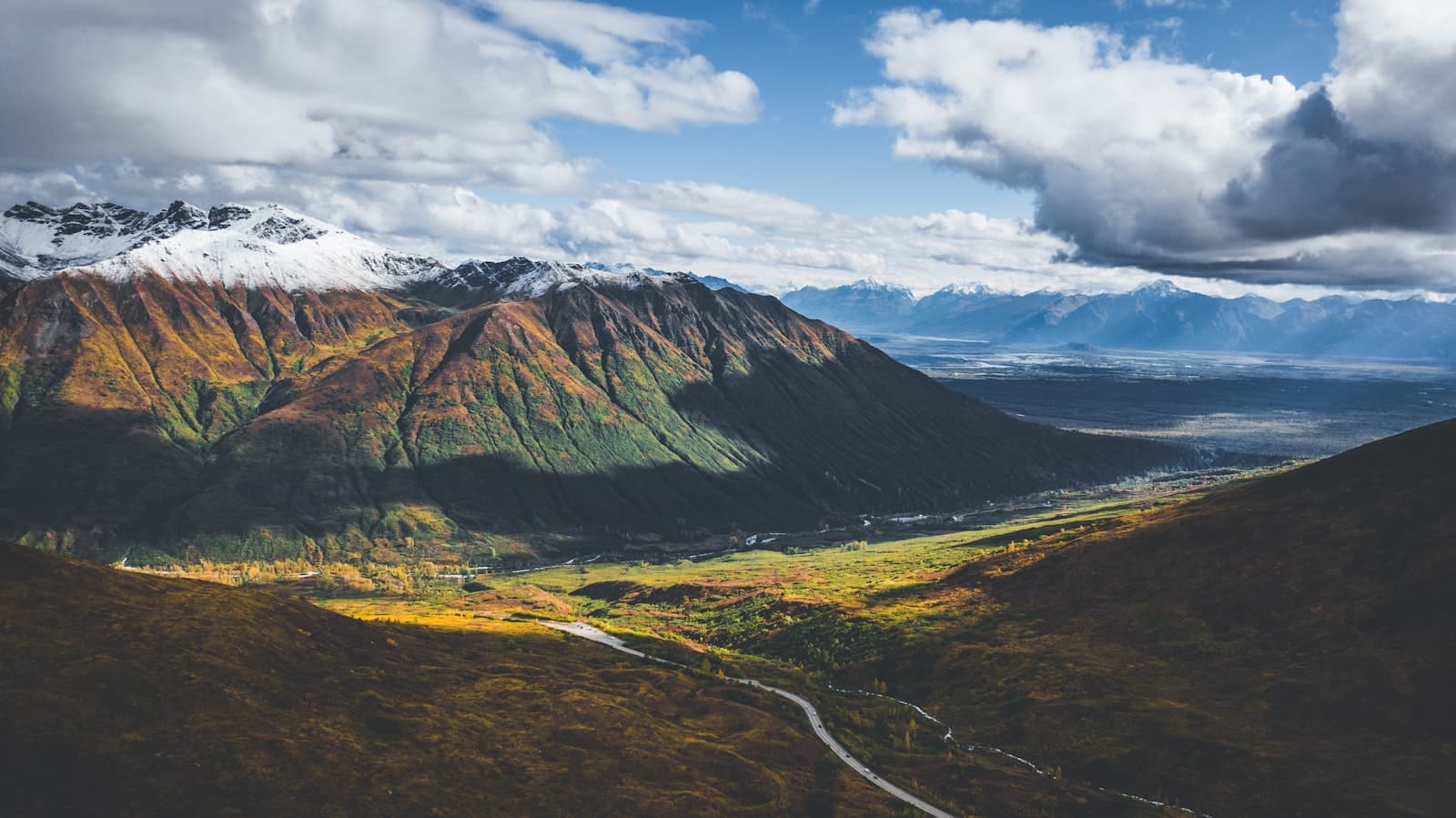 Talkeetna — a scenic view of a valley and mountains
