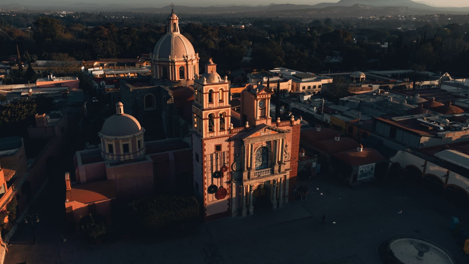 Tequisquiapan — an aerial view of a church in a city