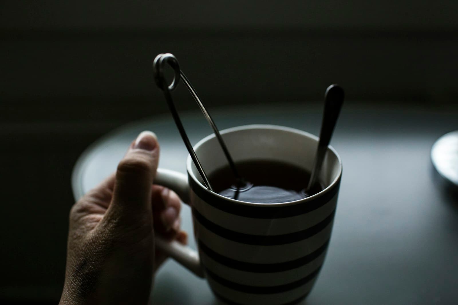 Tornio — black and white ceramic coffee mug