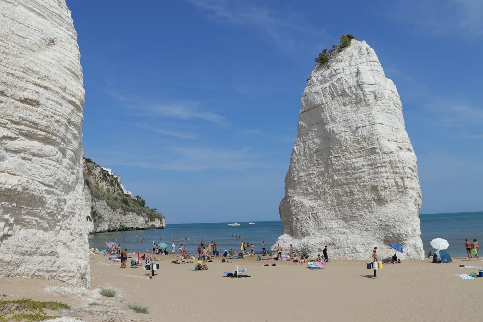 Vieste — a large rock formation on a beach