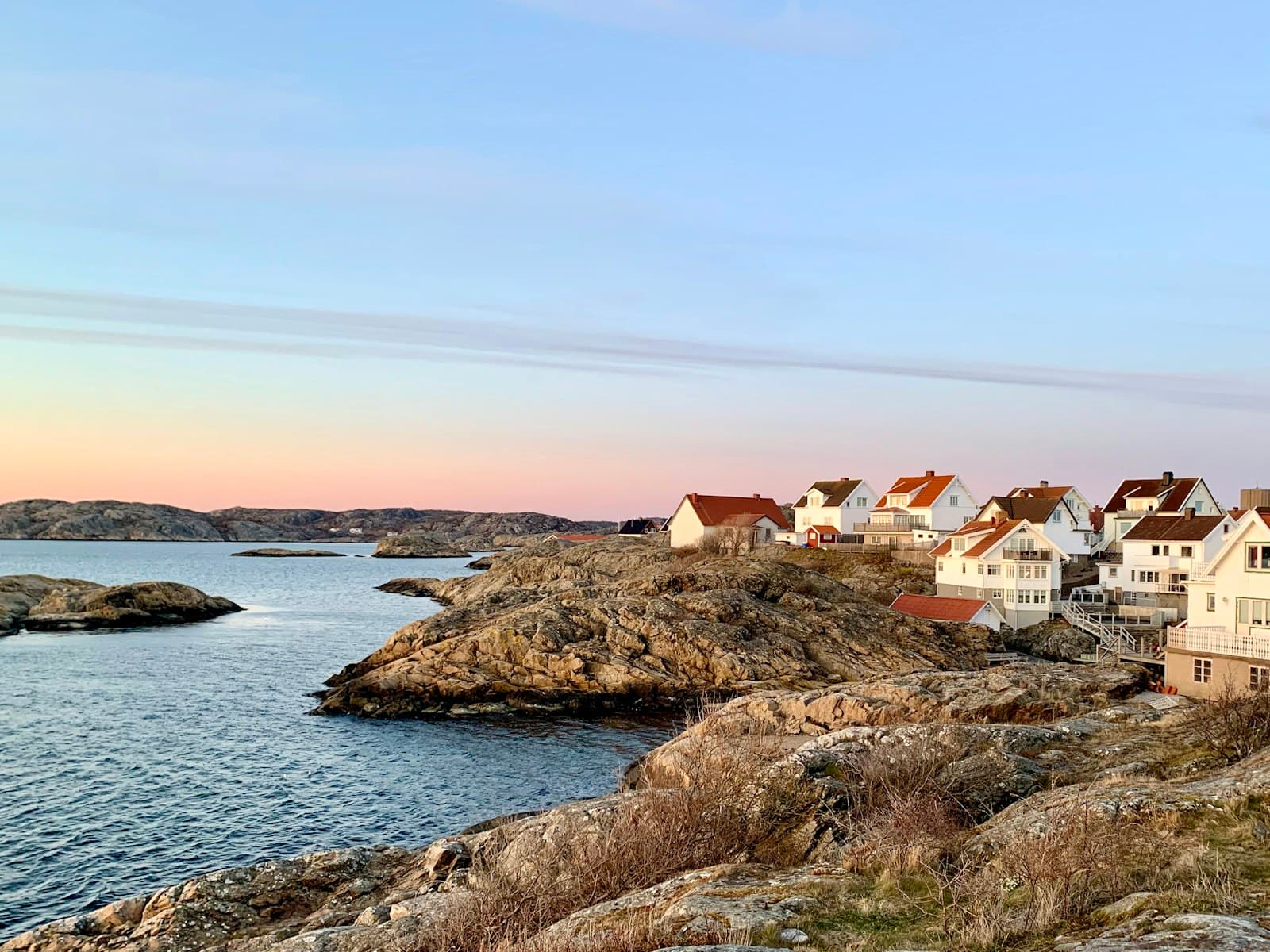 Visby — houses near body of water during daytime