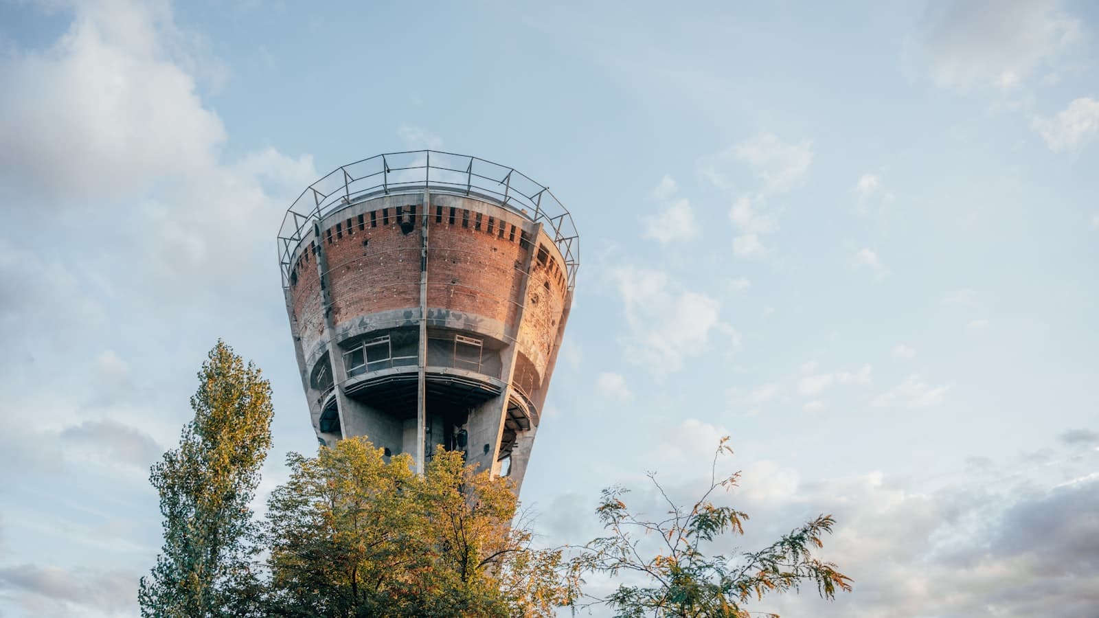 Vukovar — a tall tower with a metal railing on top of it